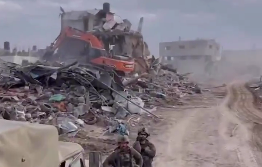 Thumbnail preview image for the video titled: Large scale demolition work in Jabalia