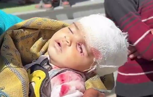 Thumbnail preview image for the video titled: Infant girl killed in Israeli airstrike on a tent at Al-Razi school