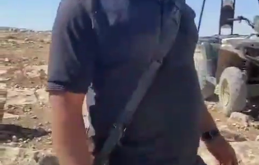 Thumbnail preview image for the video titled: Israeli settler Issachar Man from Mashek Man invaded Tuba community