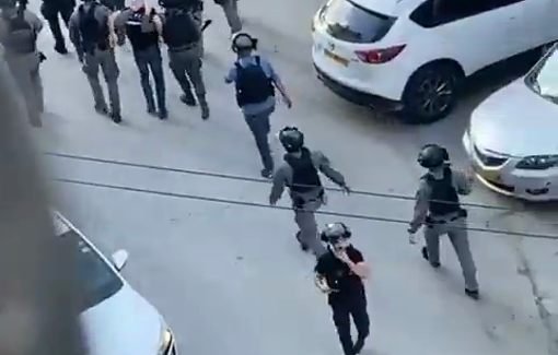 Thumbnail preview image for the video titled: Israeli Border police arrested a Palestinian young man in Shuafat RC