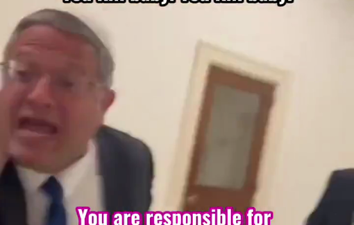 Thumbnail preview image for the video titled: Itamar Ben Gvir shows an irritable reaction to peaceful protest at the U.S. Capitol