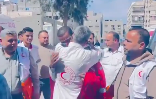 Thumbnail preview image for the video titled: Witness to the Rafah paramedic massacre freed from Israeli torture camps