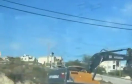 Thumbnail preview image for the video titled: Israeli forces stormed the village of Al-Mughayyir accompanied by Hyundai excavators