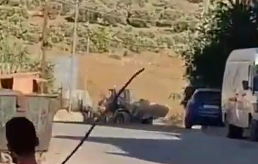Thumbnail preview image for the video titled: Israeli bulldozer closes one of the gate entraces to the town of Jinsafut