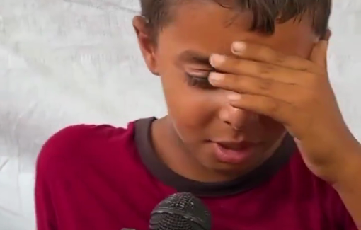 Thumbnail preview image for the video titled: Child traumatized by the sight of corpses he saw while being displaced