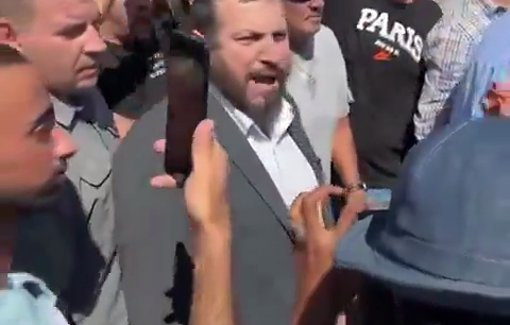 Thumbnail preview image for the video titled: MK Amichai Eliyahu chanting "death to terrorists" with the pro-rape rioter at Sde Teiman