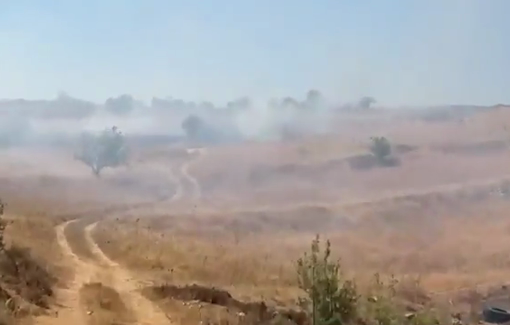 Thumbnail preview image for the video titled: Scenes from the village of Sinjil where Palestinians confront the settlers who attacked the village.