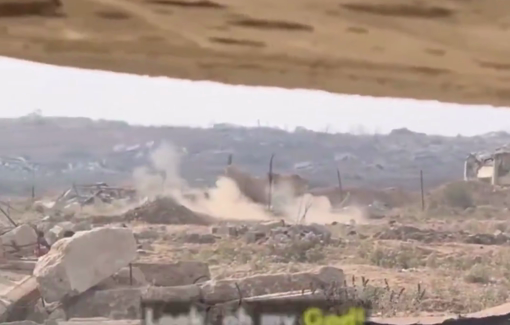 Thumbnail preview image for the video titled: Perilous run under a hail of Israeli gunfire to reach the Netzarim GHF site