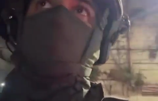 Thumbnail preview image for the video titled: Large-scale Israeli raid on Nablus: residents forced to leave their homes near the Diwan al-Qasaba