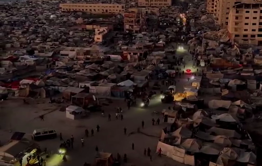Thumbnail preview image for the video titled: Overcrowded western Gaza City amid Israeli assault and further displacement