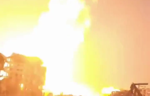 Thumbnail preview image for the video titled: Violent relentless Israeli bombardment of Gaza City