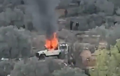 Thumbnail preview image for the video titled: Pogrom in Beita at the start of the olive harvest: several injured including journalists