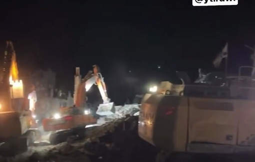 Thumbnail preview image for the video titled: Israeli troops keep demolishing homes during the ceasefire