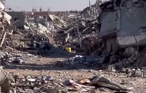 Thumbnail preview image for the video titled: Yellow block displaced in Jabalia among the destroyed buildings